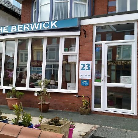 The Berwick - Over 40'S Only Blackpool Exteriör bild