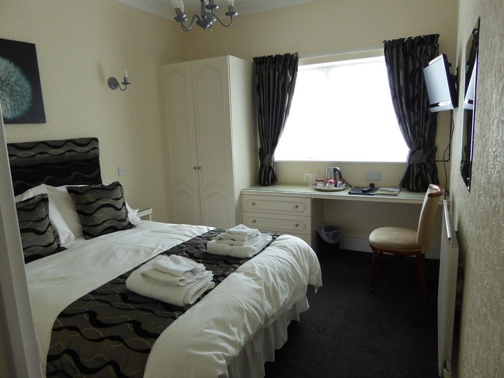 The Berwick - Over 40'S Only Blackpool Exteriör bild