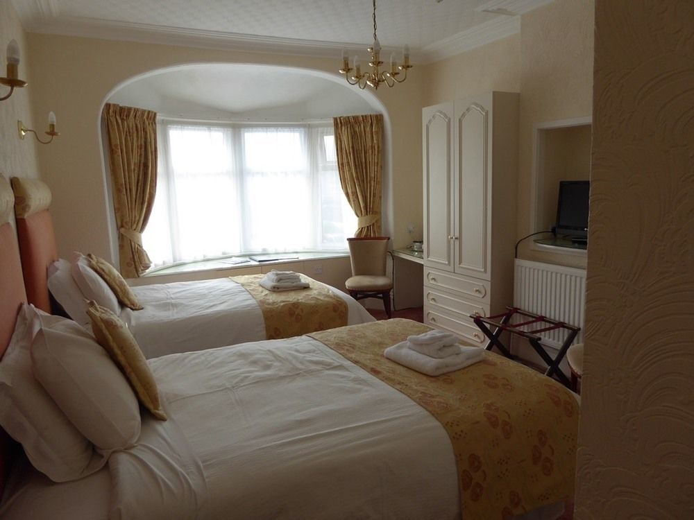 The Berwick - Over 40'S Only Blackpool Exteriör bild
