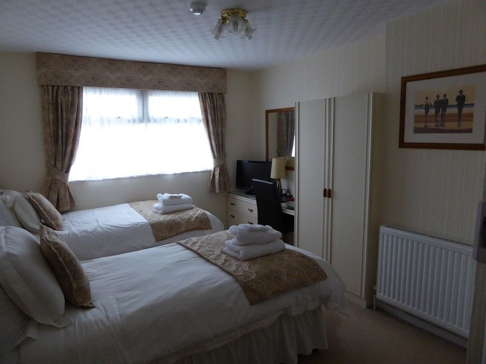 The Berwick - Over 40'S Only Blackpool Exteriör bild
